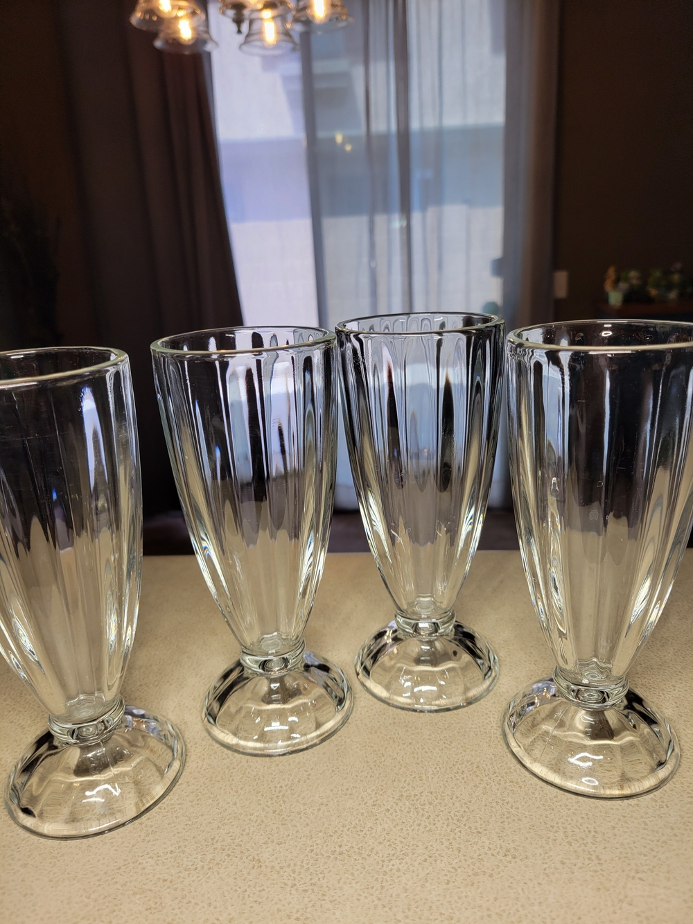 Set of 4 Vintage Clear Glass Milkshake / Soda Fountain Glasses - 12oz